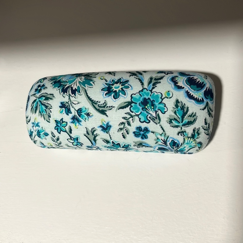 Vera Bradley eye glass case